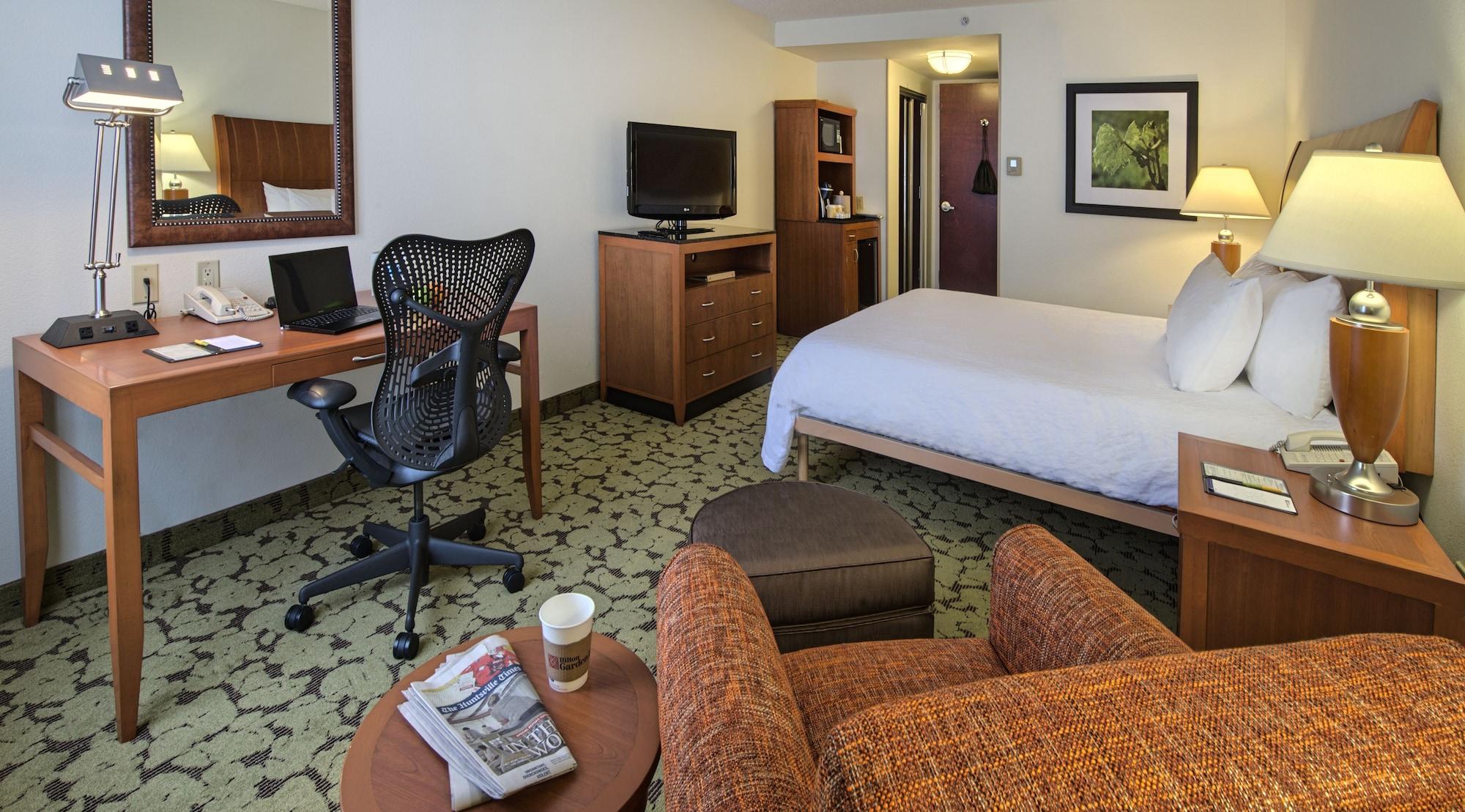 Hilton Garden Inn Huntsville/Space Center Zewnętrze zdjęcie