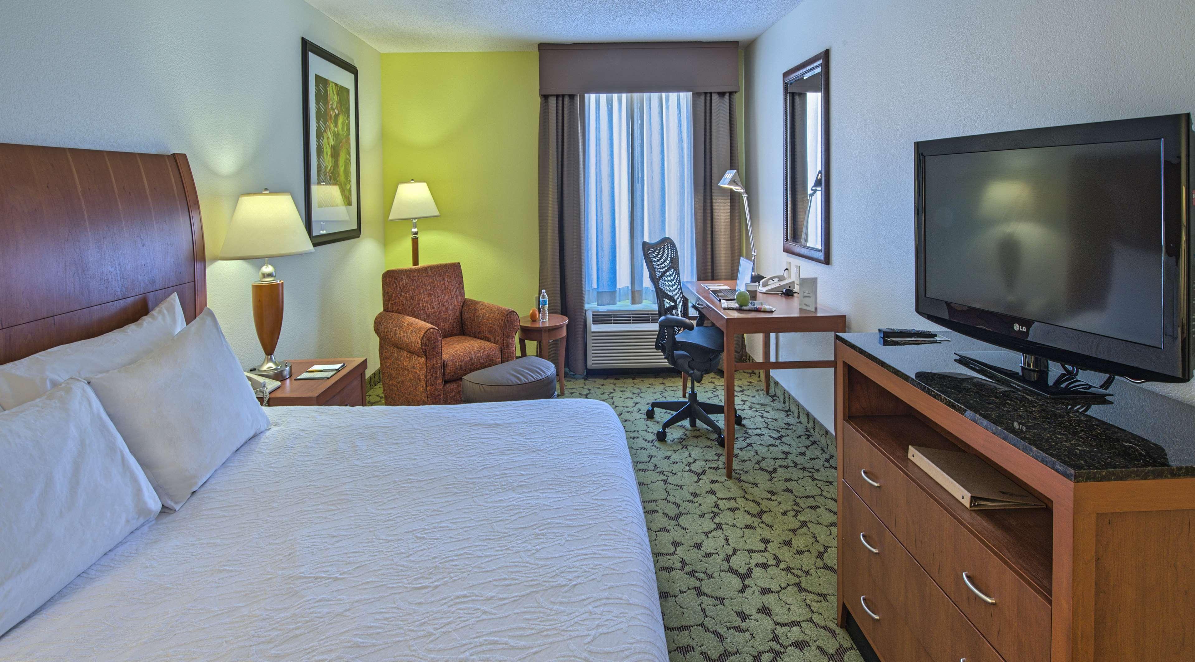 Hilton Garden Inn Huntsville/Space Center Zewnętrze zdjęcie