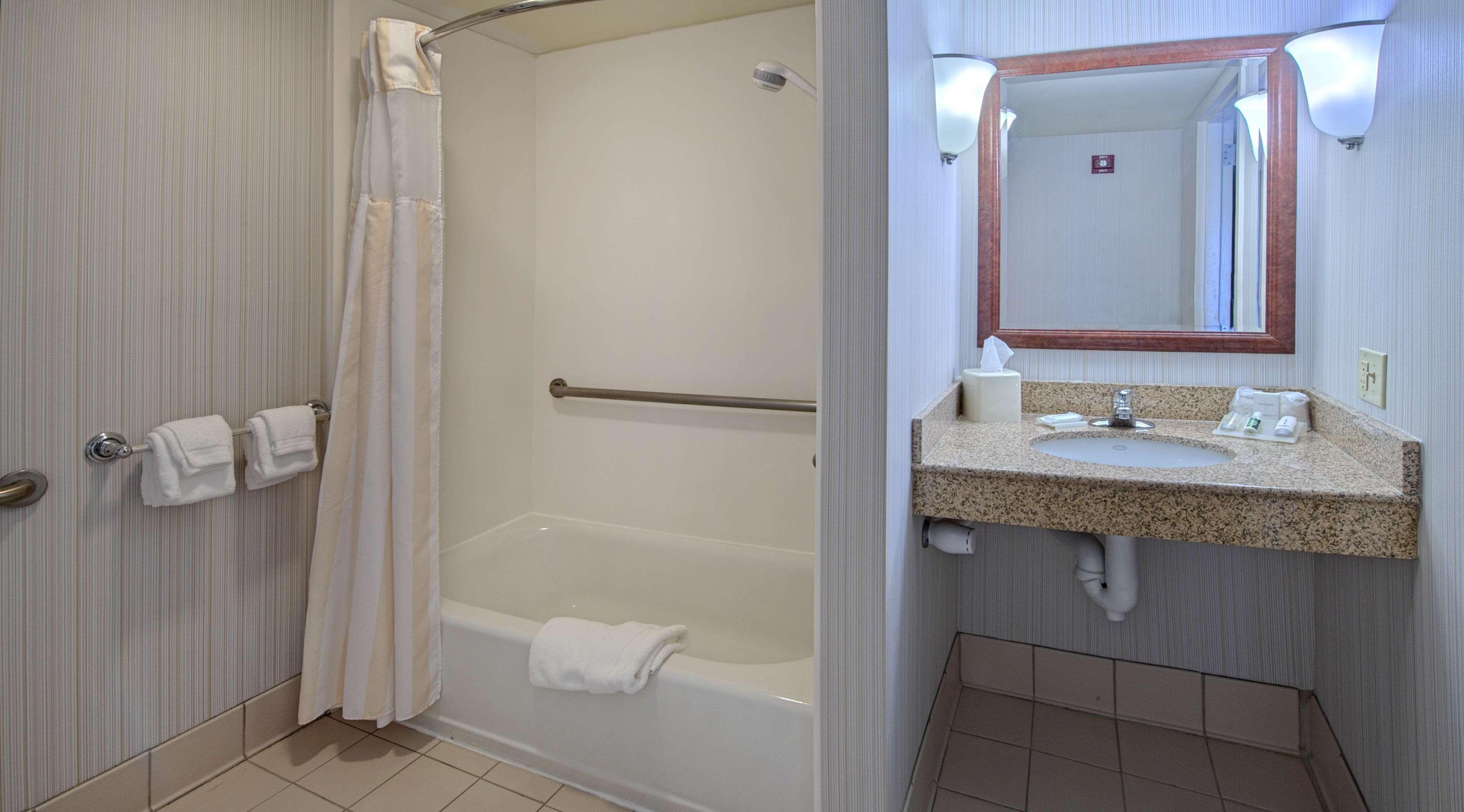 Hilton Garden Inn Huntsville/Space Center Zewnętrze zdjęcie